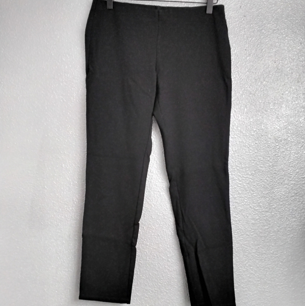 Eileen Fisher Slim Leg in Black Viscose Size MP